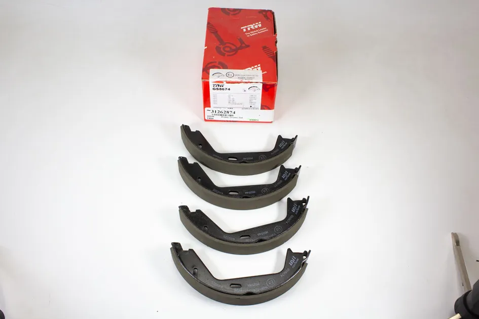 TRW Parking Brake Shoe - 31262874