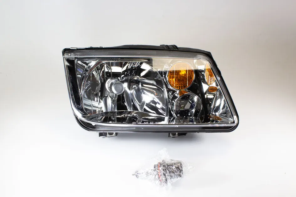 TYC Right Headlight Assembly - 1J5941018BJ