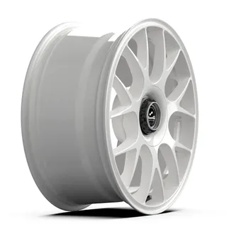 Fifteen52 Apex 17x7.5 ET 35 - Rally White