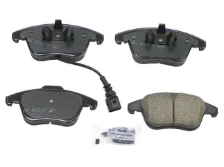 Akebono Front Disc Brake Pad Set - 5N0698151C
