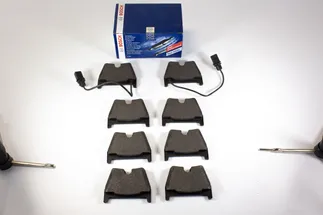 Bosch Front Disc Brake Pad Set - 8T0698151E