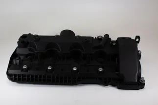 URO Right Engine Valve Cover - 11127563474