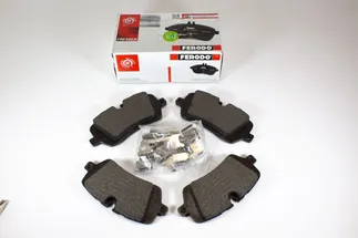 Ferodo Rear Disc Brake Pad Set - LR084118