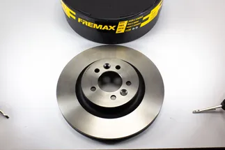 Fremax Front Disc Brake Rotor - SDB000624
