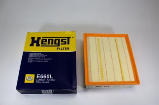Hengst Air Filter - LR027408