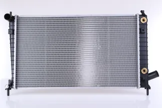 Nissens Front Radiator - 32019795