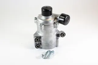 Saleri Engine Water Pump - 11517597715