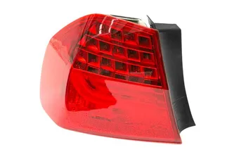 TYC Left Tail Light Assembly - 63217289429