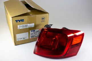 TYC Right Tail Light Assembly - 5C6945096D