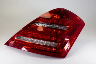 ULO Right Tail Light - 2218201464