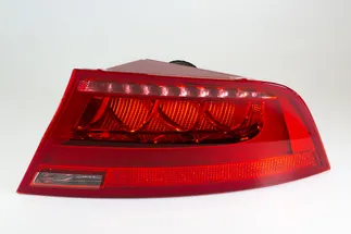 ULO Right Outer Tail Light Assembly - 4G8945096A