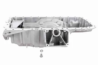 Vaico Engine Oil Pan - 11-13-7-560-308