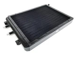 CSF Front Mount Heat Exchanger w/Rock Guard - Black For 2014+ BMW M3/M4 (F8X)