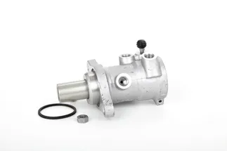 ATE Brake Master Cylinder - XR828105