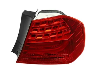 Magneti Marelli AL Right Outer Tail Light Assembly - 63217289430