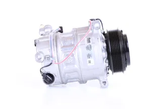 Nissens A/C Compressor - LR112585