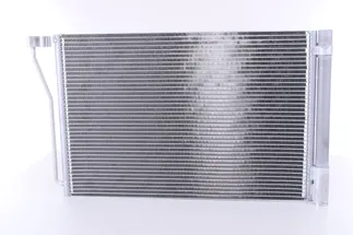 Nissens Front A/C Condenser - 64509109725