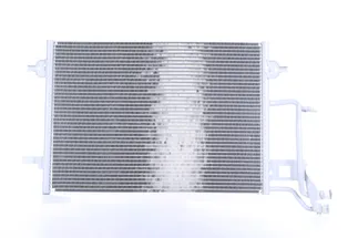 Nissens Front A/C Condenser - 4B0260403T