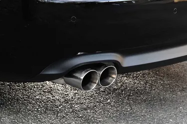 AWE Tuning 3015-22012 A5 2.0T Touring Edition Single Outlet Exhaust (Polished Silver Tips)